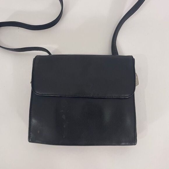 Hobo International Vintage Black Leather Two Side Crossbody Purse - Picture 3 of 8